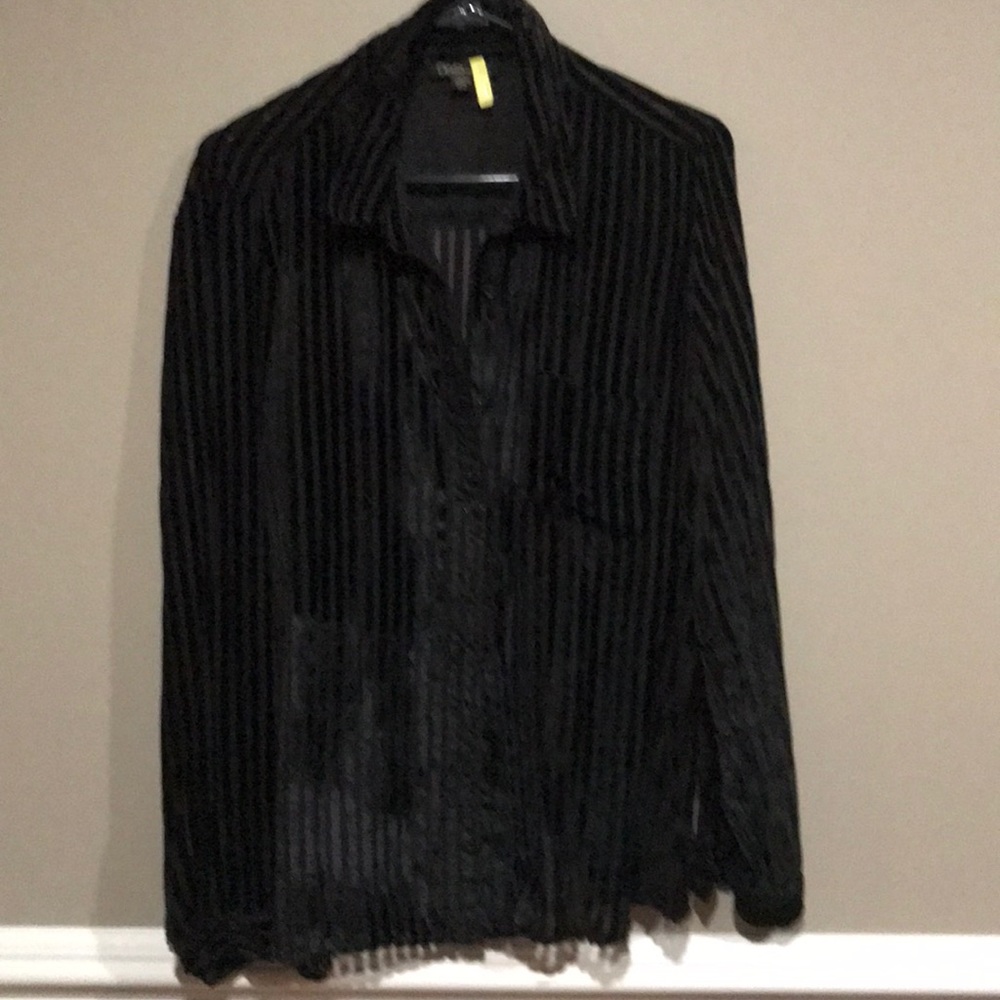 Women’s Button Down